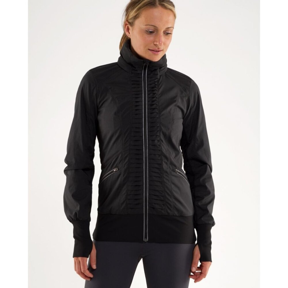 Lululemon Black Run: Back On Track Jacket Full Zip Performance Running Size 4
